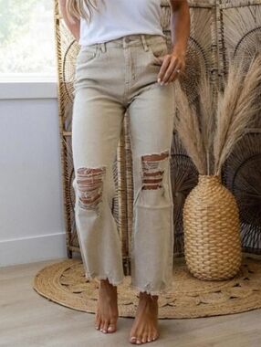 Zenana Outfitters Distressed Cropped Jeans - Light Camel